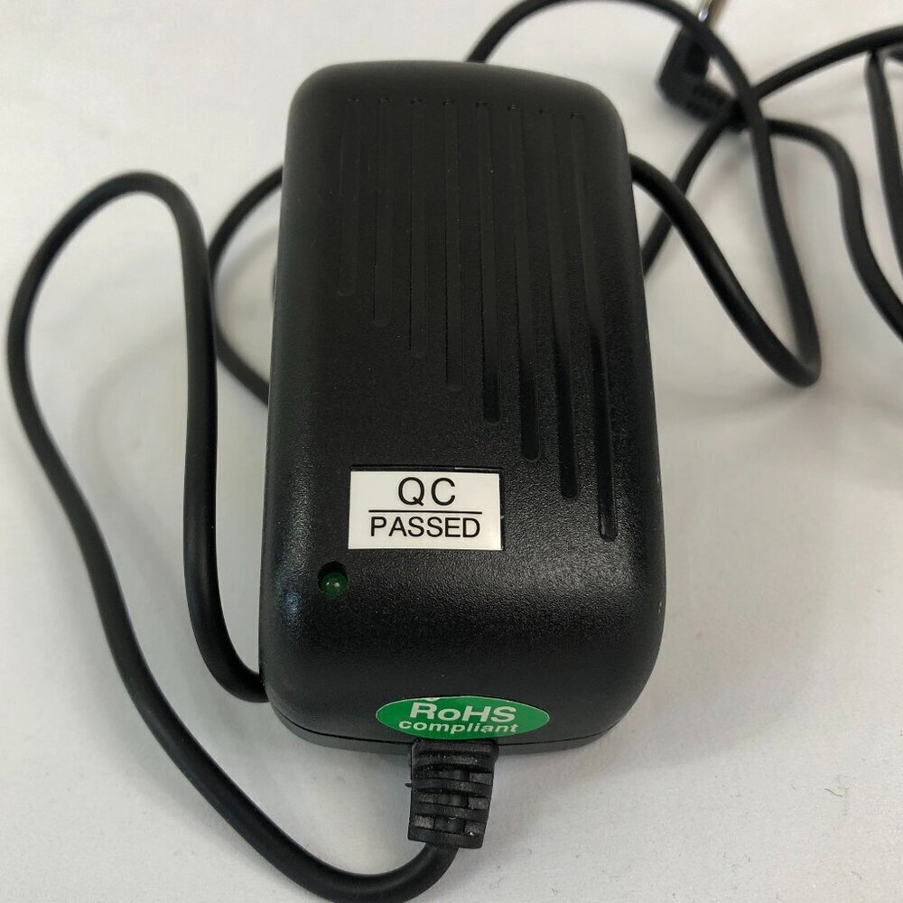 Switching Adapter Model FJ-SW1280e031 - Picture 3 of 5